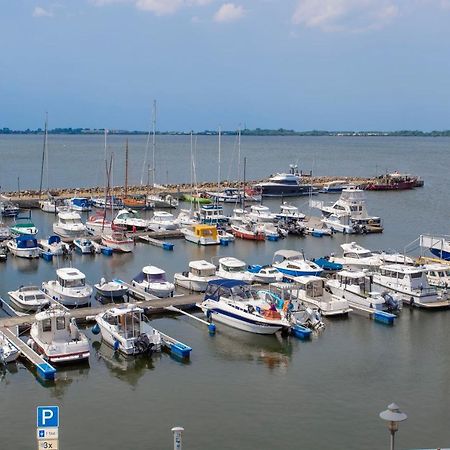 Ferienwohnung Wiek im Hafenkieker Wiek auf Rügen Exterior foto