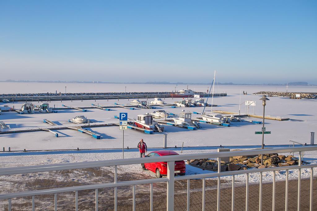 Ferienwohnung Wiek im Hafenkieker Wiek auf Rügen Zimmer foto